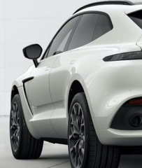 2021 Aston Martin DBX 4.0 V8 - Stratus White